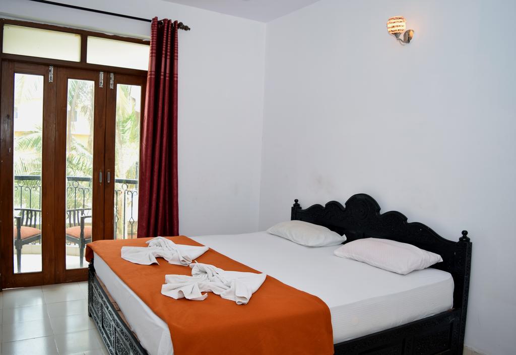 Silver Palm Candolim